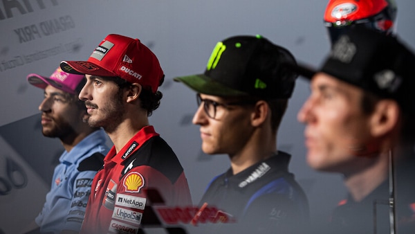 MotoGP, che peso hanno i social network sui piloti?