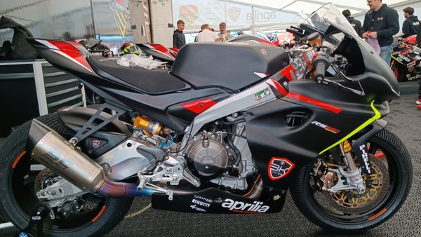 Aprilia RS 660: in arrivo una “PreMoto2” sulla base della Trofeo?