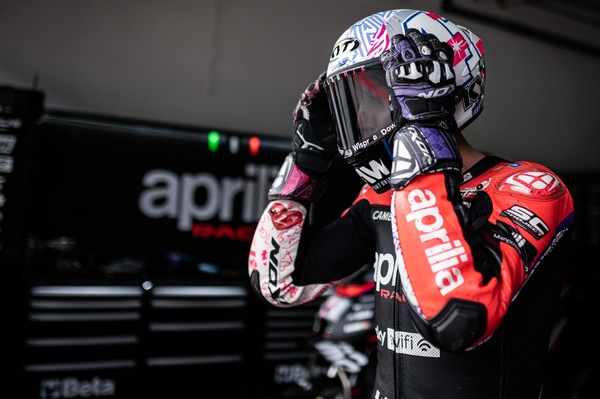 GP Malesia, Espargarò: "Giriamo quasi un secondo più piano dei test, e non so perché"