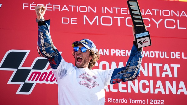 Alex Rins saluta Suzuki dopo Valencia: “E' stata una famiglia per me”
