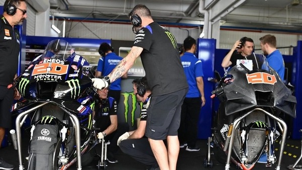 MotoGP, Yamaha si "ispira" a Ducati: aerodinamica (quasi) identica a Valencia