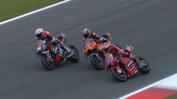 MotoGP, Aleix Espargaro privato della vittoria, Quartararo gli ruba il Premio Agostini