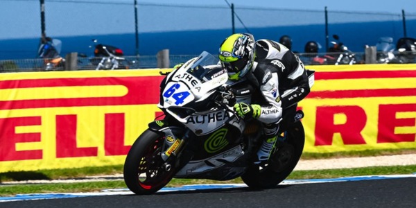 SSP Phillip Island: Caricasulo fa sua la pole, stesso tempo per Bulega, 2°