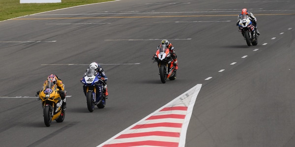 ASBK, The Bend: Miller sfiora il podio, Mike Jones è campione 2022