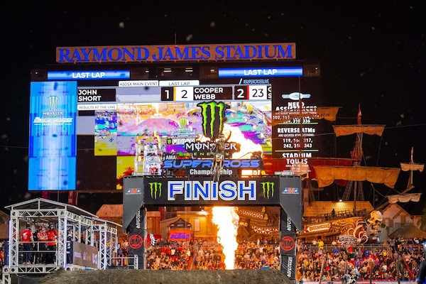 Supercross: a Tampa la prima di Webb