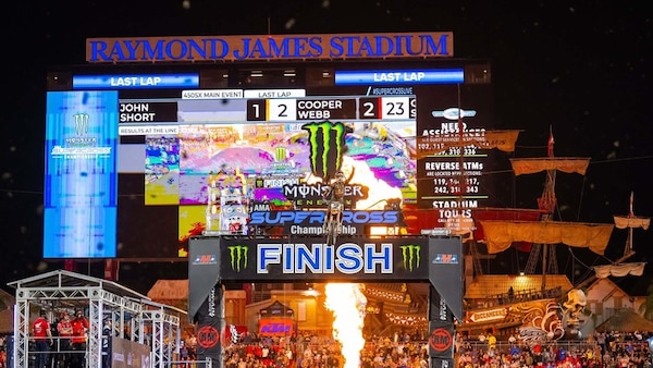 Supercross: a Tampa la prima di Webb