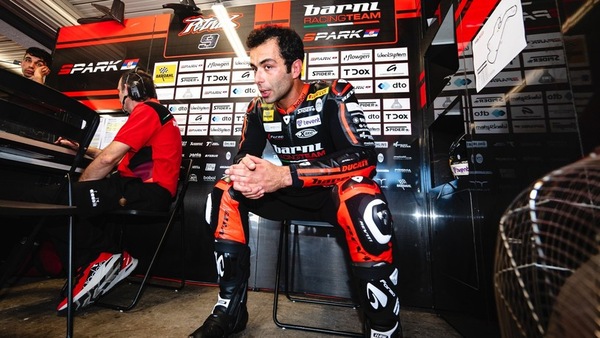 SBK test Phillip Island, Petrucci: "Incasso un secondo in 3 curve, devo capire perché"