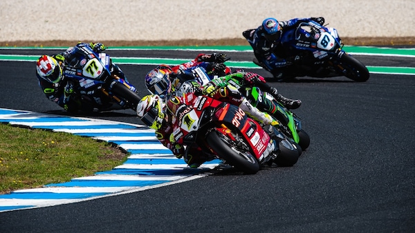 SBK Mandalika: Bautista si gode i ricordi, Rea e Toprak già obbligati a rispondere