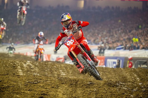 250SX: Detroit mette in pausa la costa Est