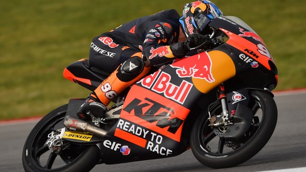 Moto3 Prove Libere 2, Holgado e Moreira dominano la scena a Portimao