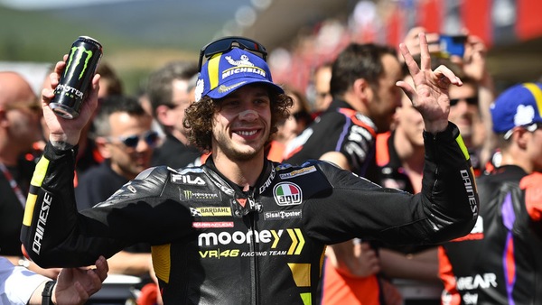 Bezzecchi "giustifica" Marquez dopo il GP del Portogallo