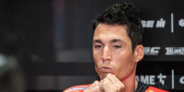 MotoGP Argentina, caduta per Aleix Espargarò: ecco cosa è successo