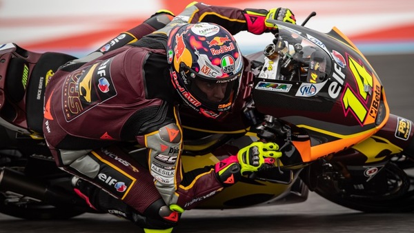 Gara Moto2 Argentina: lo “squalo” Arbolino vince sul bagnato