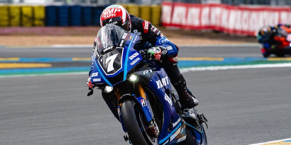 EWC 24h di Le Mans, 3^ ora: Yamaha YART in testa, Tecmas BMW primi in Stock
