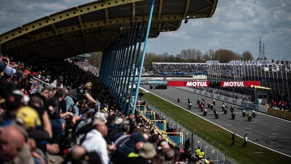 SBK, Assen: Bautista intoccabile, notte fonda per Honda | le pagelle