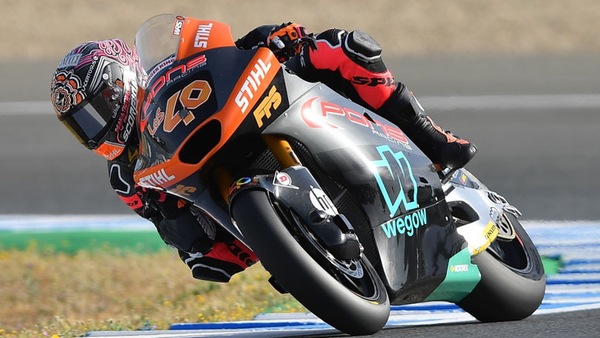 Moto2 FP3: primo tempo e record della pista per Canet, decimo Vietti