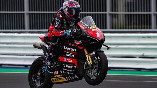 CIV SBK: Michele Pirro vince Gara 2 tra mille colpi di scena