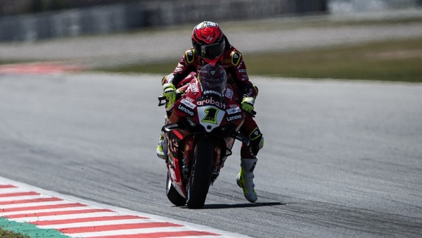 SBK Barcellona: Bautista vince, nervi tesi tra Bassani e Rinaldi