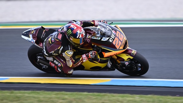 Moto2 Francia, FP2: Lowes rialza la testa dopo le cadute, Vietti 5°