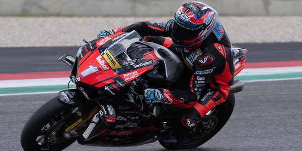 CIV, SBK: Michele Pirro, pole position da favola nel "suo" Mugello