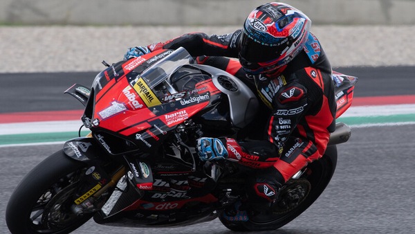 CIV, SBK: Michele Pirro, pole position da favola nel "suo" Mugello