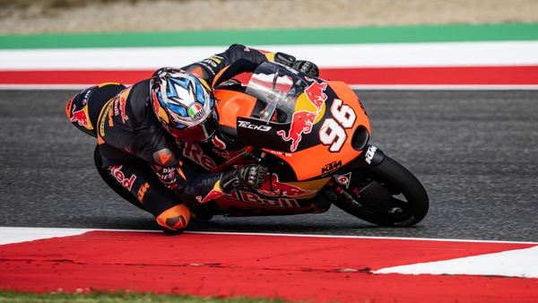 Moto3, Holgado vince con maestria e precisione al Mugello. Ottavo Rossi