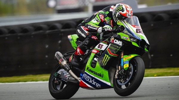 SBK Donington: Rea si prende una FP1 condizionata dalla pioggia