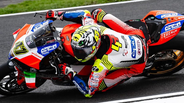 SBK Donington, Bassani: “Per Rinaldi le Ducati sono uguali? Magari per lui, ma per noi no”