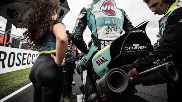Moto, Iannone, Rinaldi, Oettl e non solo: per Go Eleven è tempo di decisioni