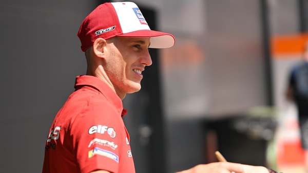 Espargarò c'è: Pol "fit" per il GP Silverstone