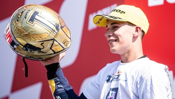 Leopard fa acquisti: Angel Piqueras titolare 2024 in Moto3