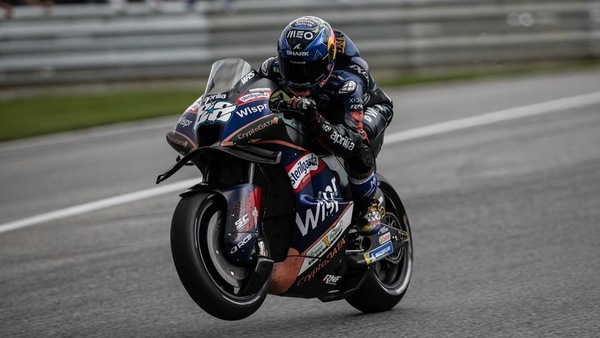 MotoGP, nessuna gioia per Oliveira: la fortuna smetterà di voltargli le spalle?