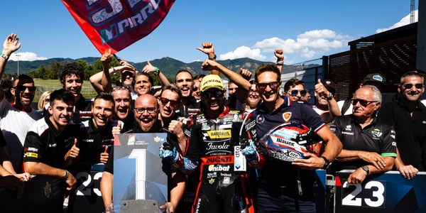 CIV Mugello, SBK: Pirro vince Gara 1 e va a pari punti con Zanetti