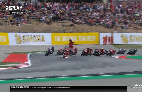 GP Barcellona, la caduta di Pecco Bagnaia