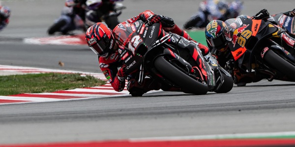 GP Barcellona, pressione pneumatici: richiamo ufficiale per Viñales