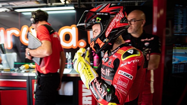 SBK Magny-Cours, Bautista: "Rea ha fatto una scelta coraggiosa, Zarco pazza"