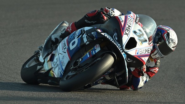 SBK, Gerloff “salva” BMW: weekend stellare per il texano a Magny-Cours