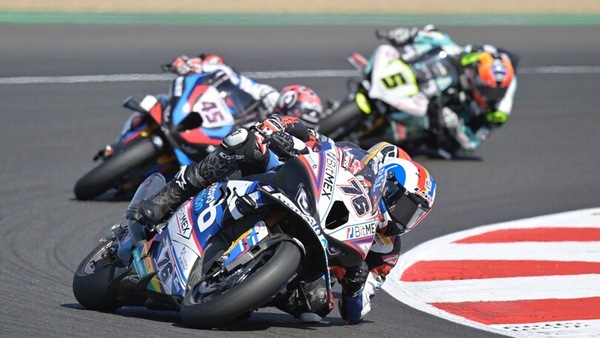 SBK: qual è il vero volto della BMW? Razgatlioglu e non solo cercano risposte