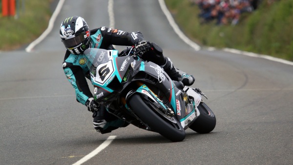 Michael Dunlop torna sulla CBR: correrà nel BSB ad Oulton Park