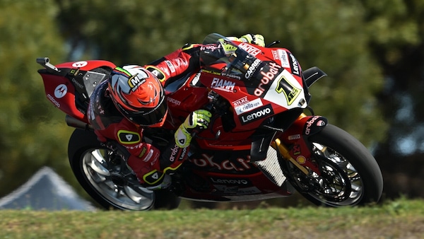 SBK Portimao: Bautista vince Gara 1 e regala a Ducati il titolo costruttori