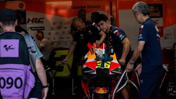 Possibile che Honda ancora non sappia chi farà coppia con Mir?