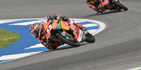 Qualifiche Moto3 Thailandia: Oncu su Moreira e Sasaki per pochi millesimi
