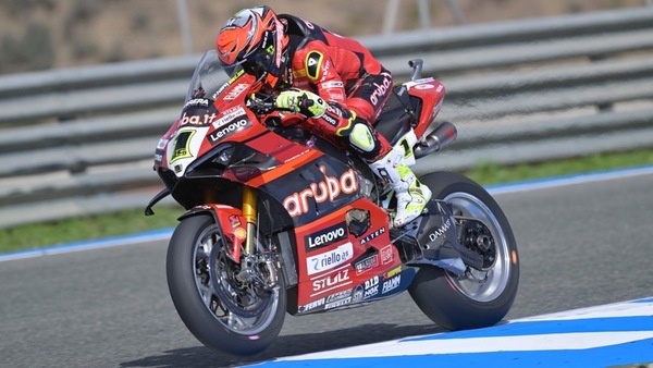 SBK, Gara 1 Jerez: Bautista vince ed è campione del mondo!