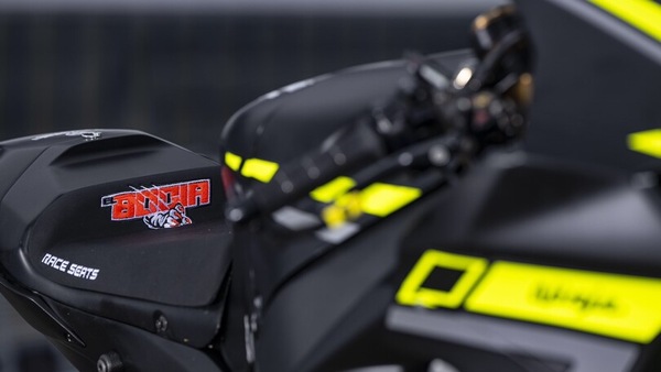 SBK, è già 2024: ecco la ZX-10RR di Axel Bassani