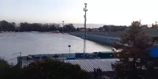Maltempo, l'autodromo di Imola finisce sott'acqua