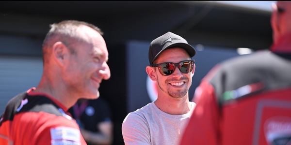 Casey Stoner accusa Ducati di aver pilotato il Mondiale MotoGP 2022