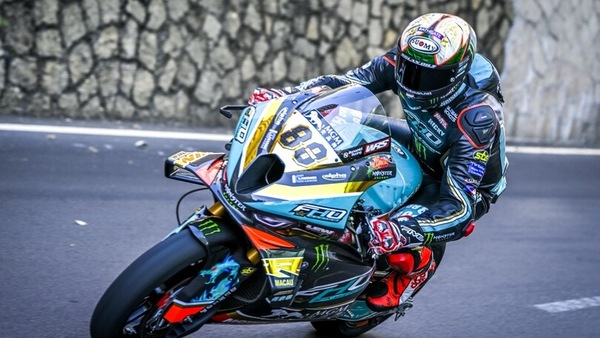Macau GP: un impeccabile Hickman strappa la pole a Davey Todd