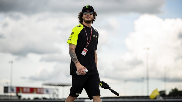 MotoGP, Bezzecchi: "Duello Bagnaia e Martin? Non me ne frega un c...."