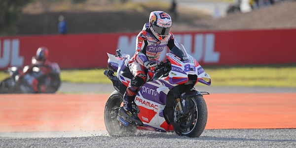 GP Valencia, Martin sul più bello torna a sbagliare