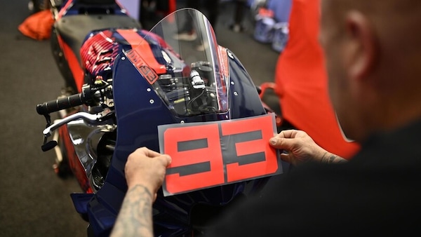 Valencia test: ecco la Ducati Desmosedici di Marc Marquez